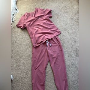 Figs set size large gently worn 2-3 times